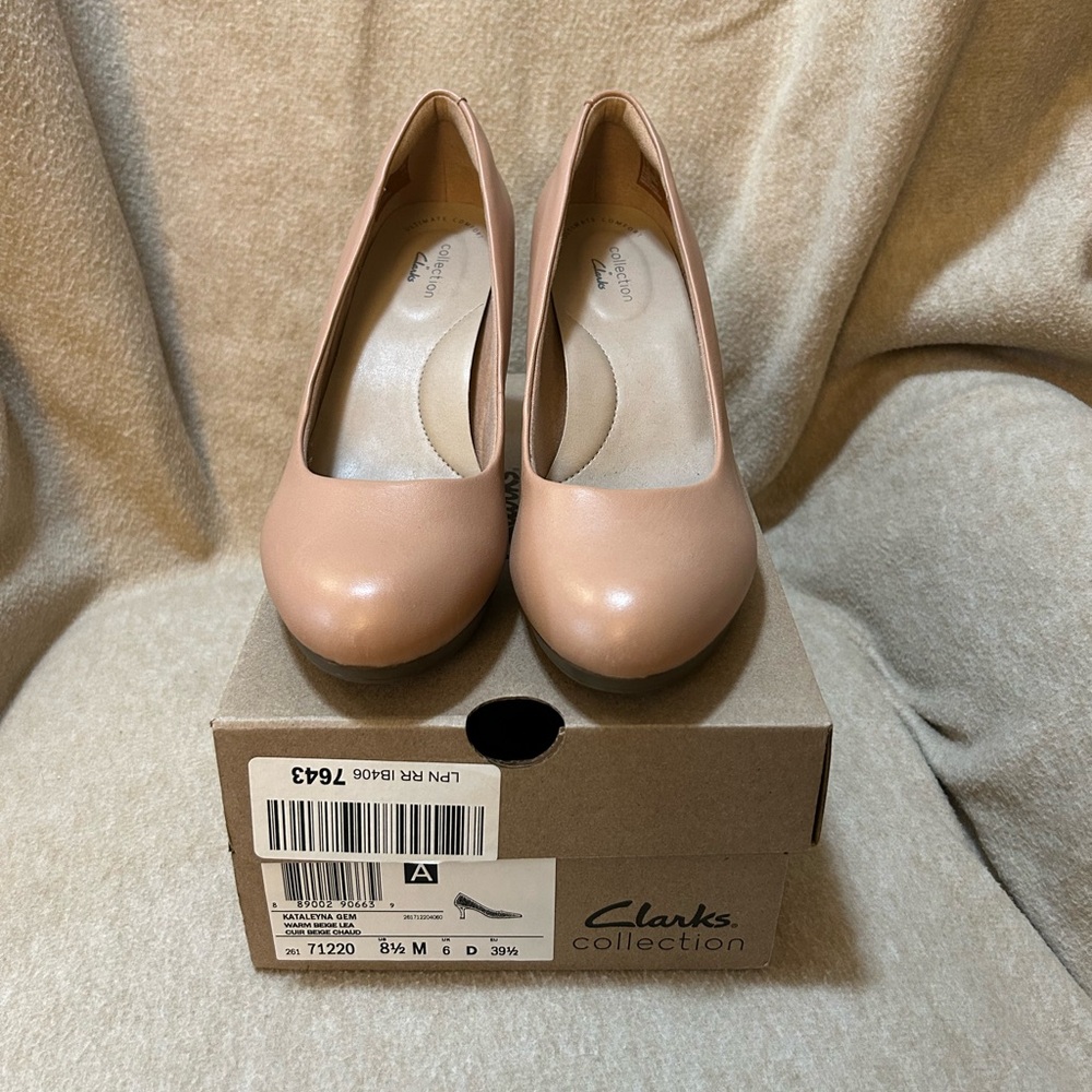 Clarks Women's Beige Leather Heels